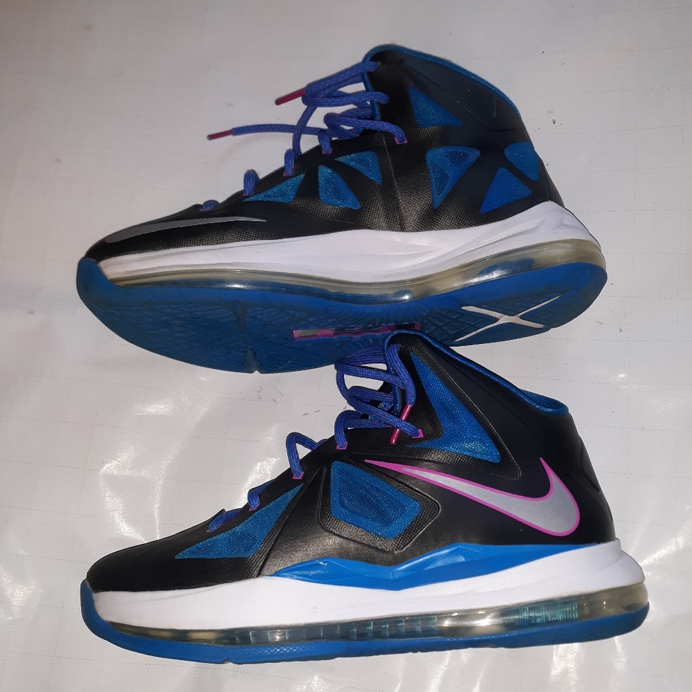 Nike air shoes